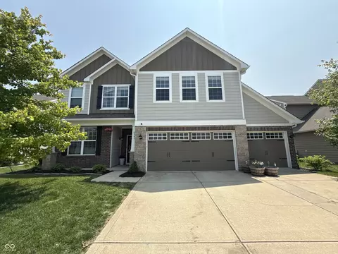 6345 Meadowview Dr, Whitestown, IN 46075