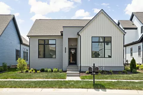 17354 Newton Main St, Westfield, IN 46074