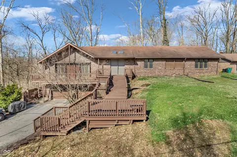 108 Parkridge Dr, Danville, IN 46122