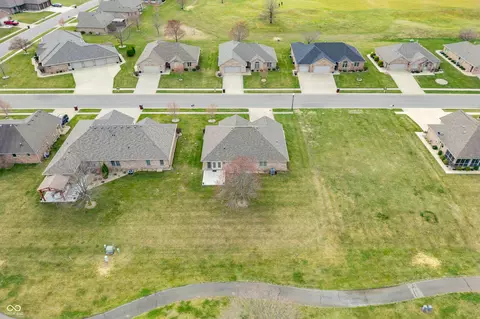 View/Area - 1120 Constitution Dr, Edinburgh, IN 46124 photo 10 of 28