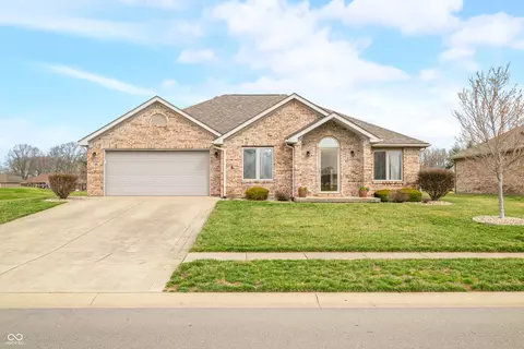 1120 Constitution Dr, Edinburgh, IN 46124