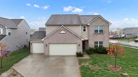 7517 Heben Dr, Camby, IN 46113