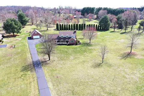 195 Hess Rd, Martinsville, IN 46151