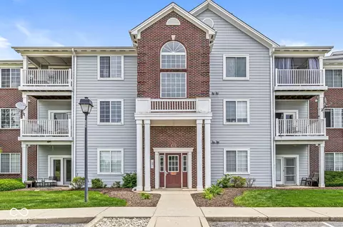 6231 Amber Creek Ln #312, Indianapolis, IN 46237