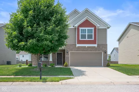 2324 Boneset Dr, Plainfield, IN 46168