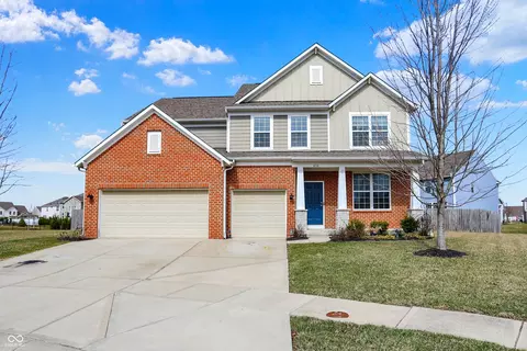 6116 Marigold Ct, Whitestown, IN 46075