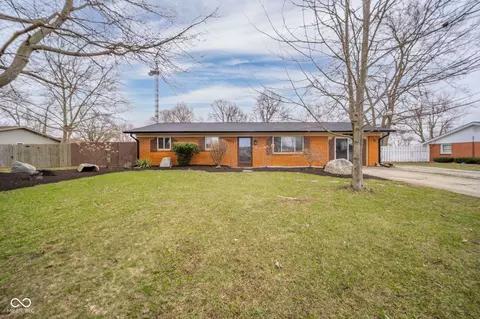 7920 N Royerton Park Dr, Muncie, IN 47303