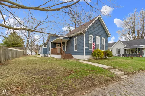 1240 Wayne St, Noblesville, IN 46060