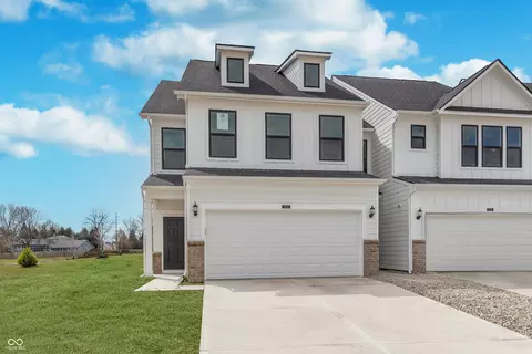 3308 Morab Dr, Zionsville, IN 46077
