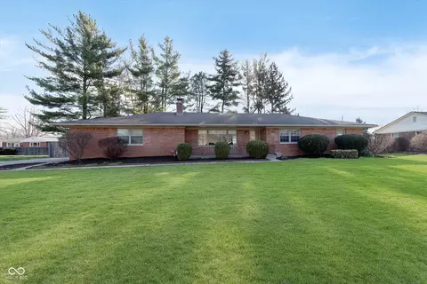 6407 Brokenhurst Rd, Indianapolis, IN 46220