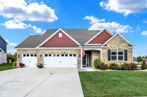 1684 Beach St, Greenwood, IN 46143