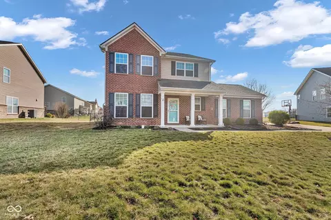 7185 Laredo Dr, Mccordsville, IN 46055