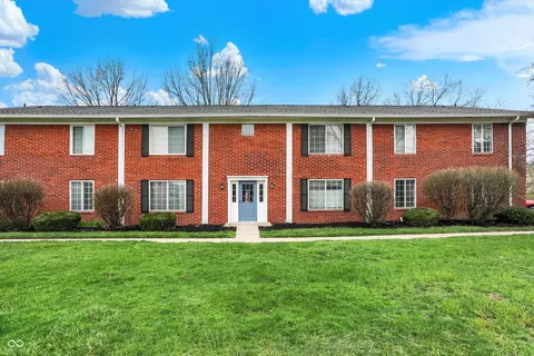 6515 Park Central Way #B, Indianapolis, IN 46260