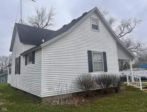 709 Elm St, Ladoga, IN 47954