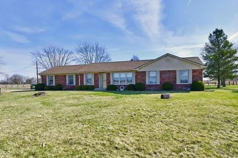 3451 N County Road 100 E, Danville, IN 46122