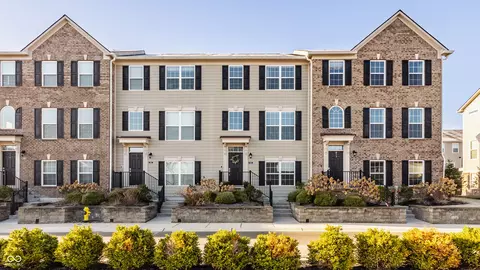 3535 Buckner Dr, Westfield, IN 46074