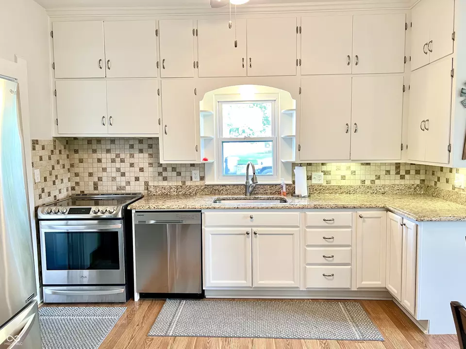 Kitchen - 6045 N 300 W, Greenfield, IN 46140 photo 10 of 10