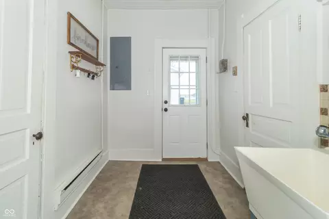 Entry Way - 6045 N 300 W, Greenfield, IN 46140 photo 1 of 1