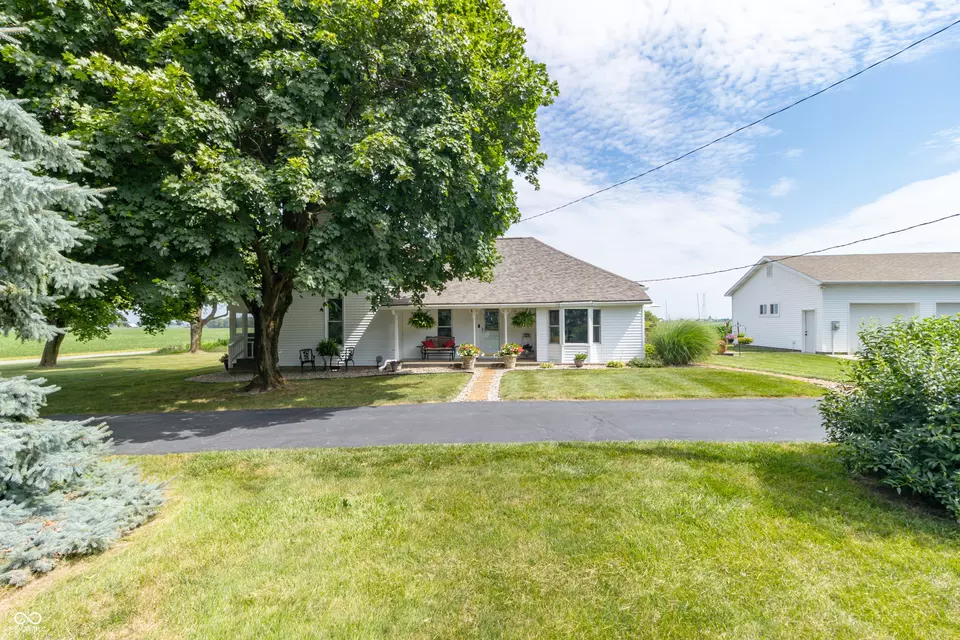 Exterior - 6045 N 300 W, Greenfield, IN 46140 photo 13 of 38