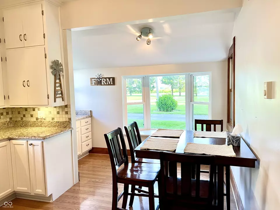 Dining - 6045 N 300 W, Greenfield, IN 46140 photo 6 of 6