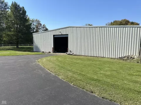 2397 E 820 Rd S, Greensburg, IN 47240