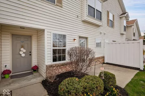 11475 Clay Ct #102, Fishers, IN 46037