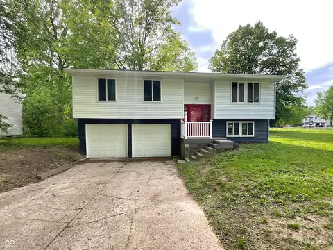 2928 Sheffield Dr, Indianapolis, IN 46229