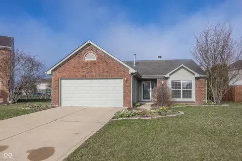 13985 Mary Ct, Fishers, IN 46038
