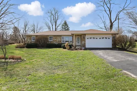 110 Jordan Ct, Martinsville, IN 46151