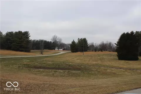 664 W Santee Dr, Greensburg, IN 47240