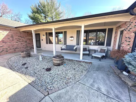 Exterior - 1733 Beech Cir, Plainfield, IN 46168 photo 3 of 11