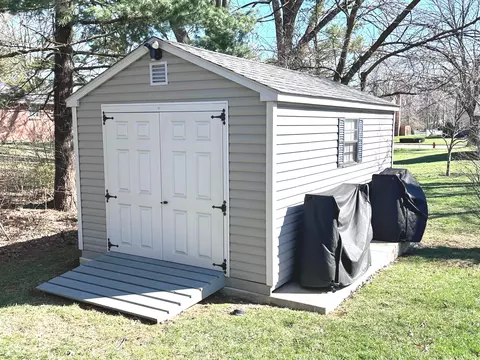 Exterior - 1733 Beech Cir, Plainfield, IN 46168 photo 8 of 11