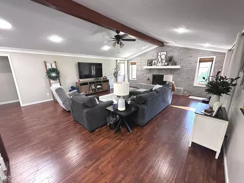 Living - 1733 Beech Cir, Plainfield, IN 46168 photo 3 of 7