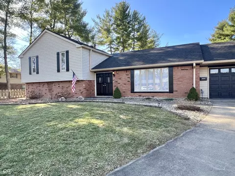3515 Autumn Ct, Columbus, IN 47203