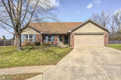 6036 Maple Forge Cir, Indianapolis, IN 46254