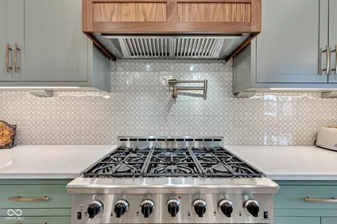 Kitchen - 8146 W 875 S, Pendleton, IN 46064 photo 5 of 12