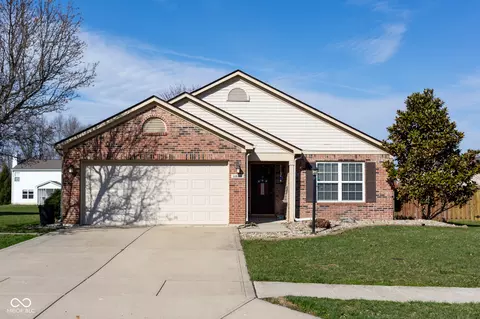 5846 Edgewood Trace Blvd, Indianapolis, IN 46239
