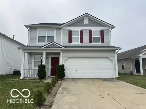 639 Rocky Meadow Dr, Greenwood, IN 46143