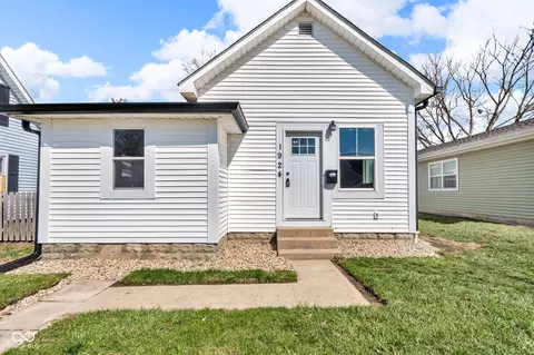 1924 S A St, Elwood, IN 46036
