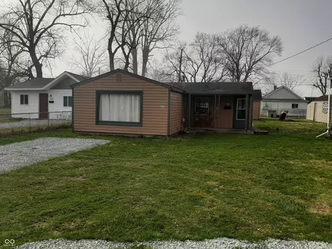 2233 W 28th St, Anderson, IN 46016