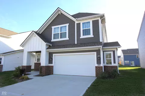735 Locust Dr, Danville, IN 46122