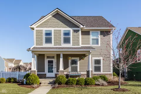 6200 Bliss Pt E, Whitestown, IN 46075