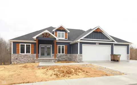 3645 Maple Ridge Trl, Columbus, IN 47201