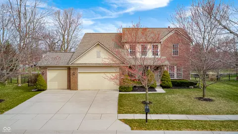6124 Salisbury Ln, Noblesville, IN 46062