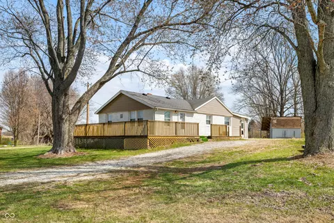 3721 S 575 W, Trafalgar, IN 46181