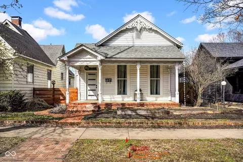 724 Lafayette Ave, Columbus, IN 47201