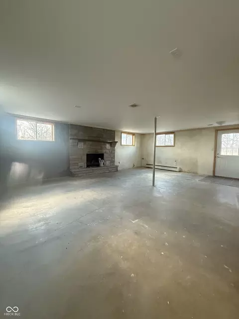 556 E 1550 N, Covington, IN 47932 photo 7
