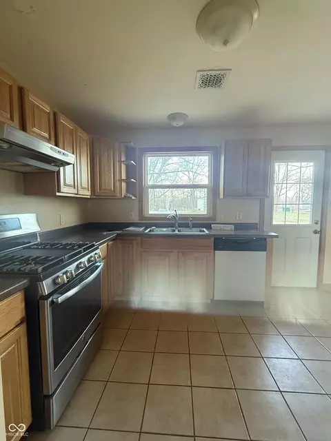 556 E 1550 N, Covington, IN 47932 photo 15