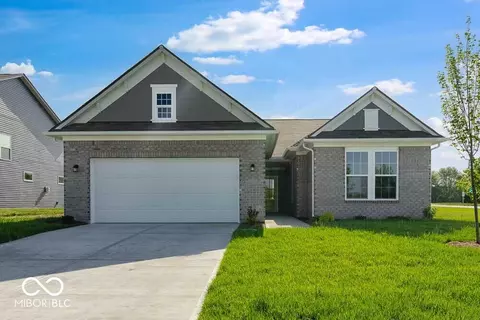 1023 Grassy Branch Dr, Indianapolis, IN 46239