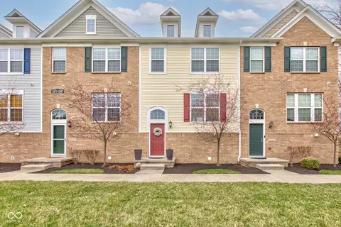 12683 White Chapel Cir, Fishers, IN 46037